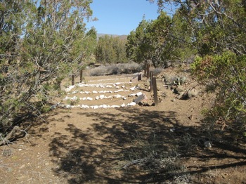 Benton, Arlis Redford gravesite