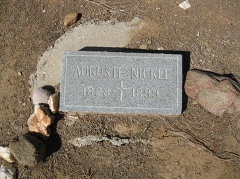 Nickel, Auguste gravesite