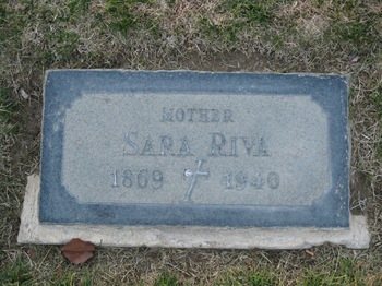 Riva, Sarah gravesite