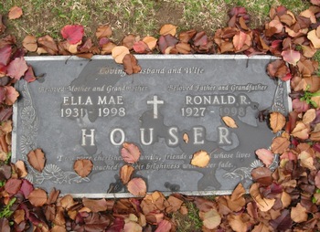 Houser, Ella Mae gravesite