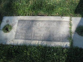 Reynolds, Francis Sidney gravesite