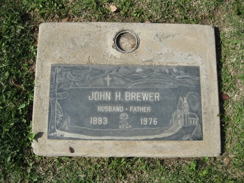 Brewer,   John Harrison gravesite