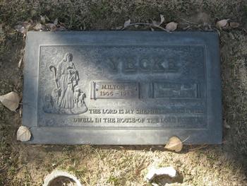 Yecke, Marie ('Mary') gravesite