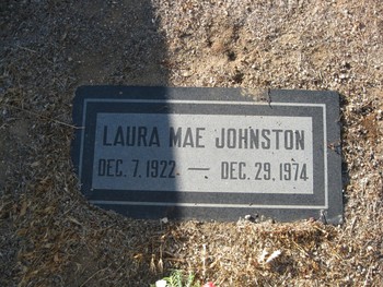 Johnston,   Laura Mae gravesite