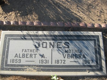 Jones,   Venora gravesite