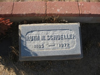 Schoeller, Ruth Nuckolls gravesite