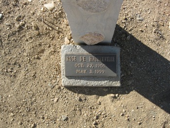 De Haulleville, Rose gravesite