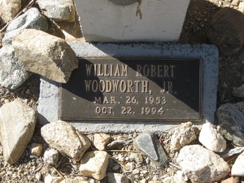 Woodworth, Jr William Robert gravesite